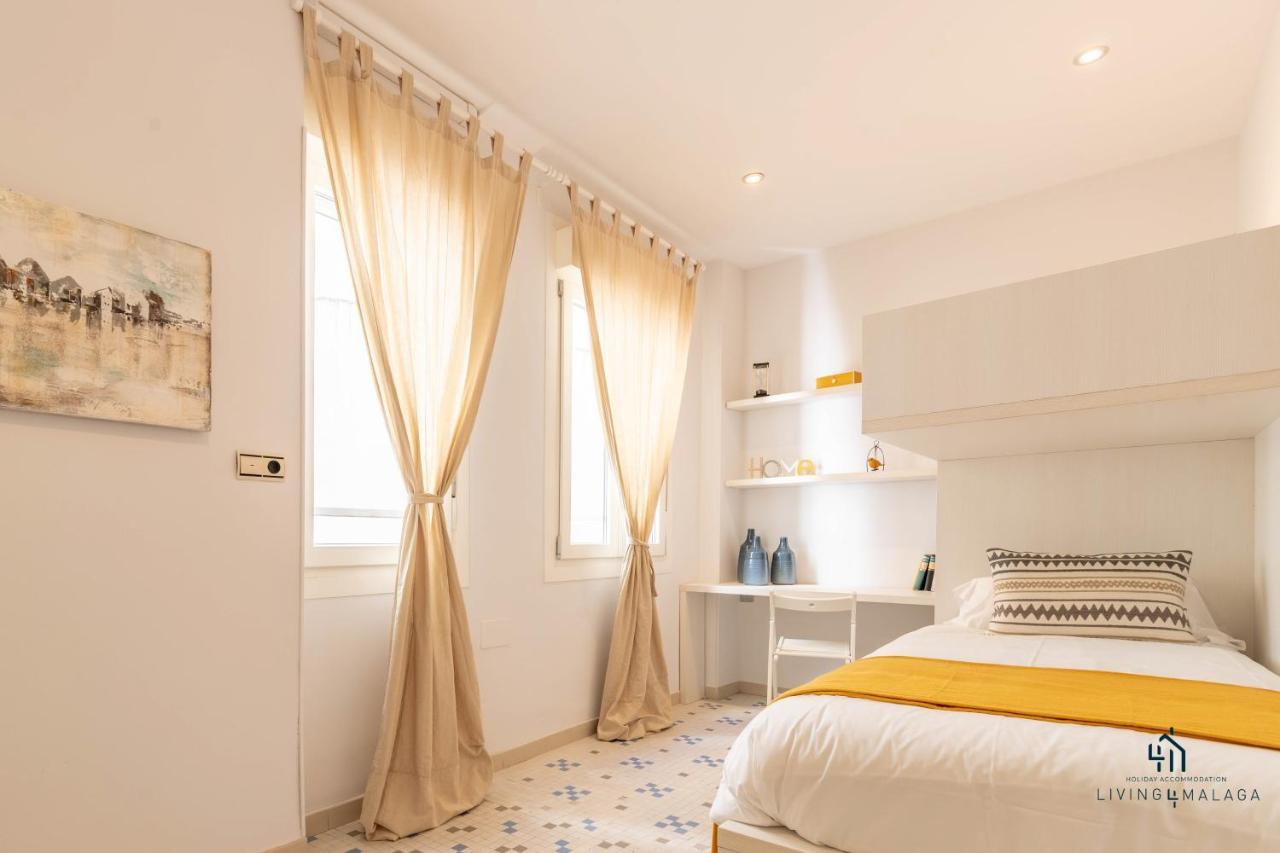 Апартаменты Living4Malaga Majestic Granada Street Экстерьер фото